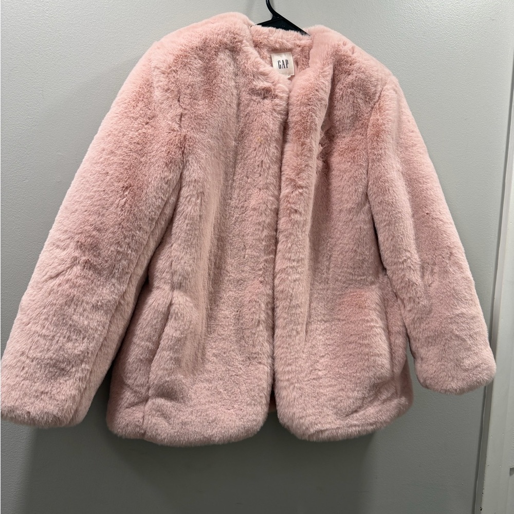 GAP women’s pink Faux Fur Coat jacket size S